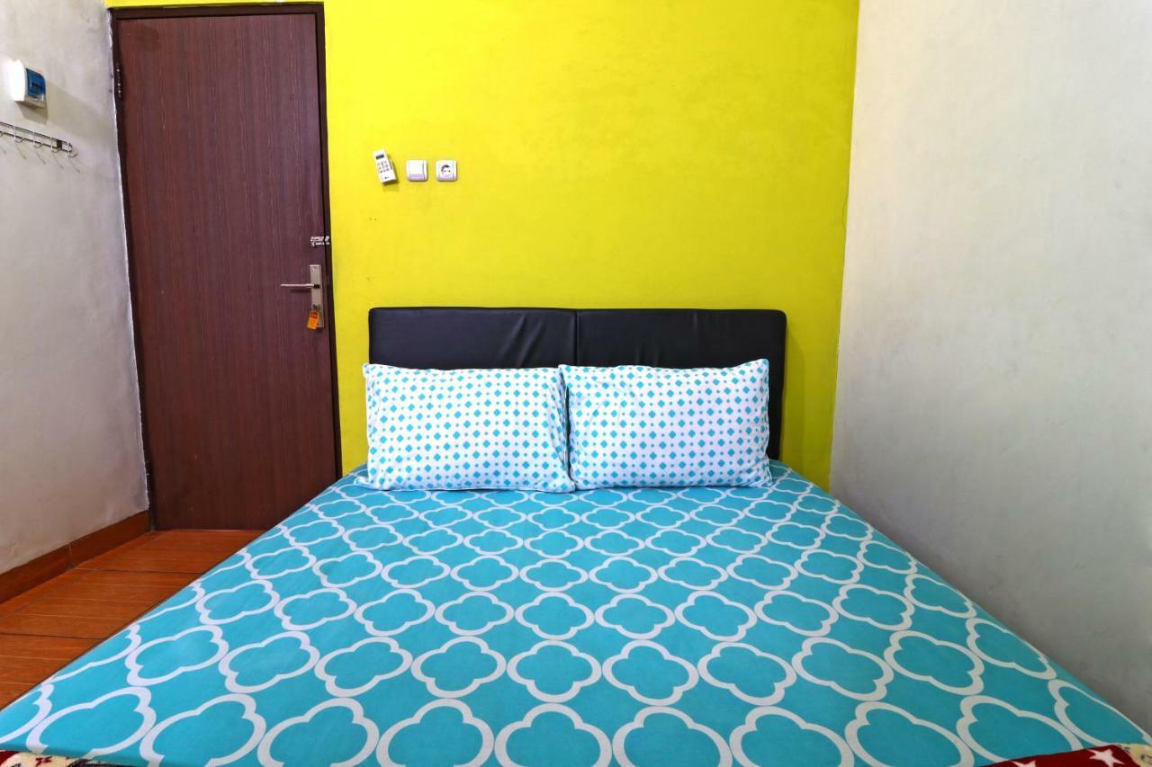 Semata Wayang Syariah Homestay Banjarbaru Extérieur photo