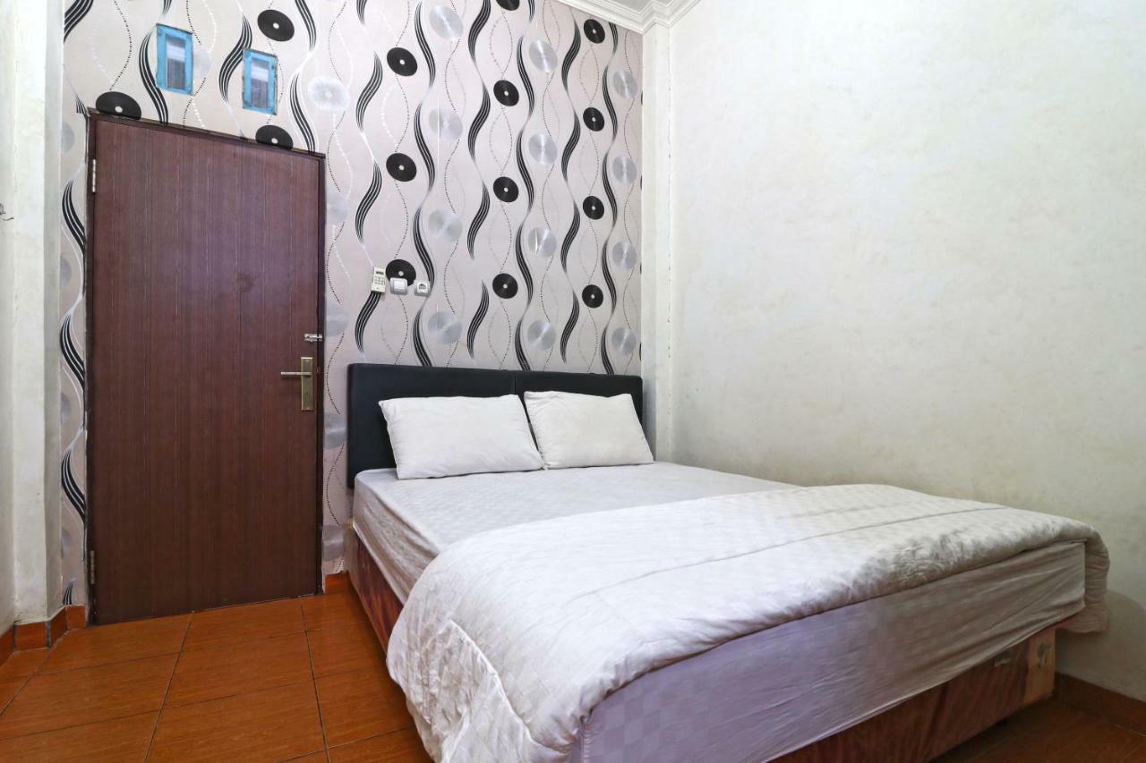 Semata Wayang Syariah Homestay Banjarbaru Extérieur photo